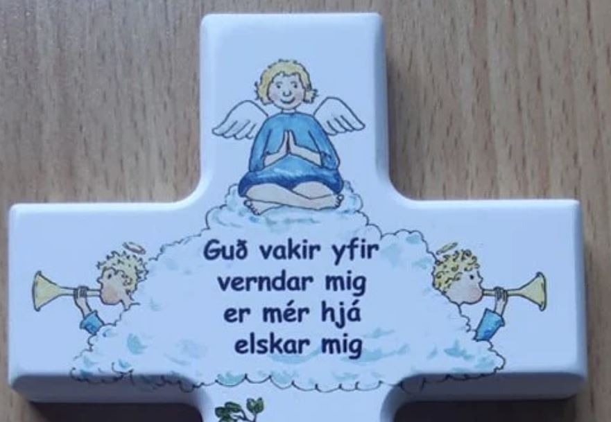 Krossar á vegg — Kirkjuhúsið